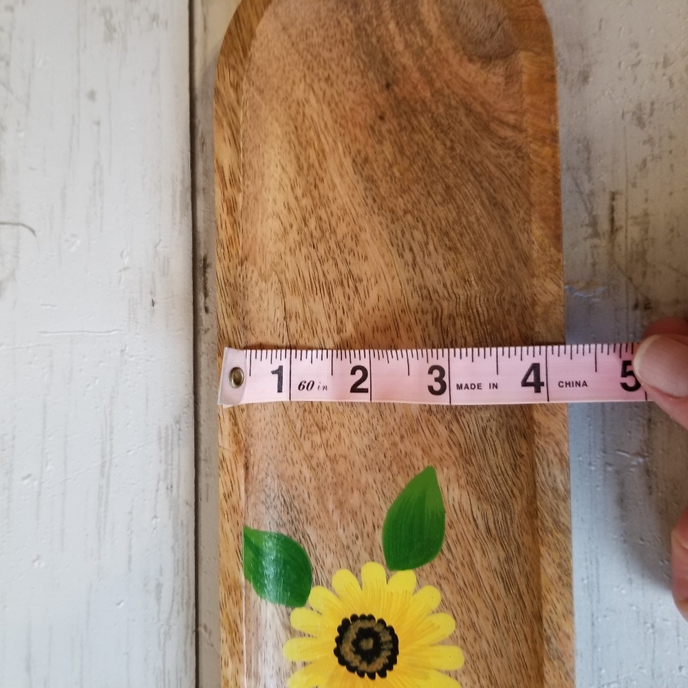 Folkulture Handmade Mango Wood Sunflower Incense Holder - Picture 8 of 8